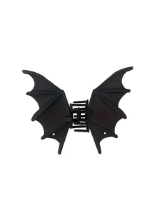 Bat designed hair claws, Hair clip, punk style hair accessories, Halloween themed hair accessory parties, suitable for holidays, daily outfits, Claw Clips. A cool gift for alternative fashion enthusiasts!