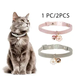 Pet Collar with Bell and Flower Pendant, Velvet Floral Decoration, Suitable for Small Cats and Dogs, Daily Wear Accessory