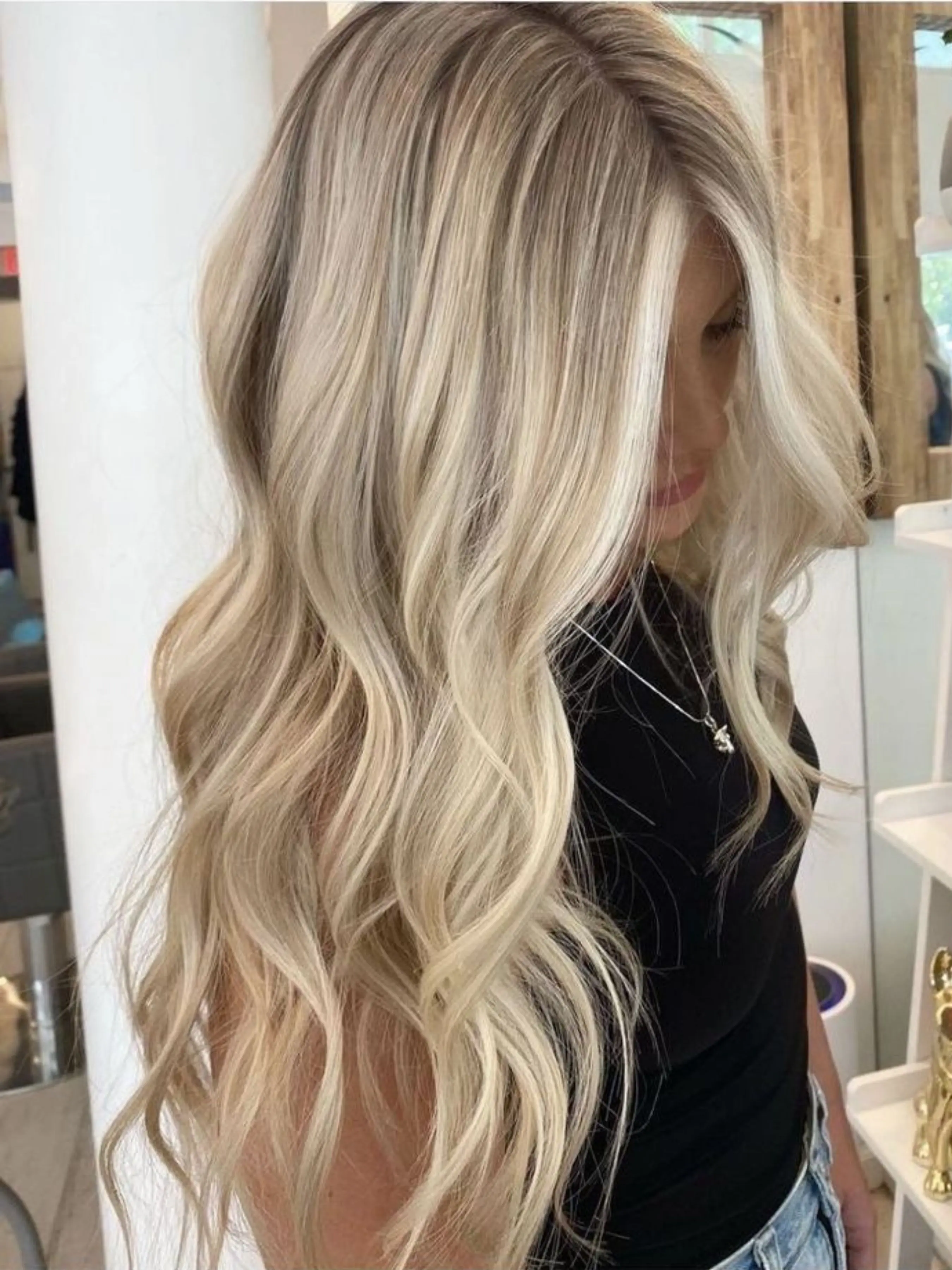 Blonde-Brown Wavy Fashion Wig – 13x4 Lace Front Synthetic Wig with Pre-Plucked Hairline – Synthetic Lace Front Wigs – Large Waves Style for Concerts & Music Festivals – HD Transparent Lace Front – Ideal for Daily Wear & Dating – 28 Inches