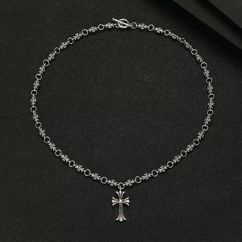 Women's Vintage Silver Cross Necklace - Gothic Punk Style Flower Chain Link Choker, Alloy Jewelry for Women, Alternative Style Accessories Adults, Funky Unique Accessories Daily Wear Gift