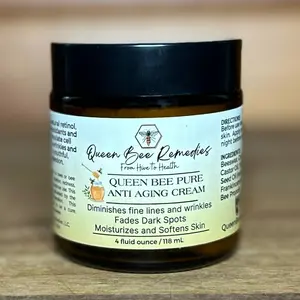 Queen Bee Pure Anti Aging Cream with Carrot Seed Oil, Castor Oil, Turmeric, Vitamin E, Frankincense, Beeswax, Honey, and Bee Propolis