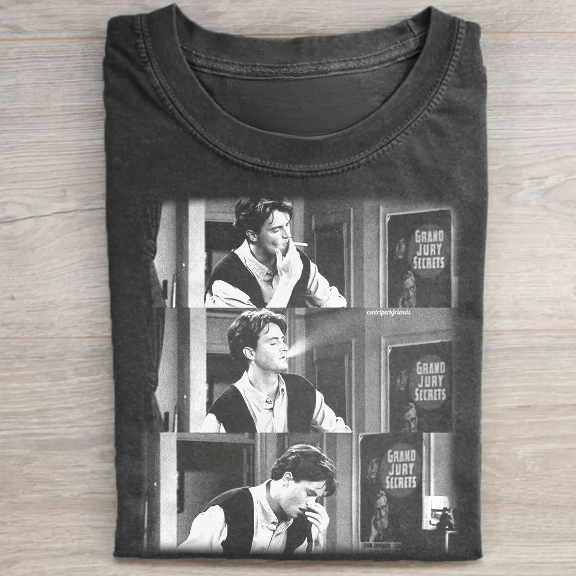 Gildan Men's Chandler Bing Vintage Graphic T-Shirt, Casual Short-Sleeve Round Neck All Seasons Streetwear, Shortsleeve