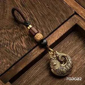 Brass Hollow Fortune Fish Keychain, Pure Copper Longevity Blessing Car Keyring, Minimalist Wealth Symbol Bag Pendant, Lightweight Decorative Accessory for Keys, Backpack & Everyday Carry Gift Idea