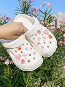 16-Piece Heart Bear Flower Star Strawberry Peach Shoe Charms DIY Decorations, Women's Sandals Slippers Beach Bag Accessories