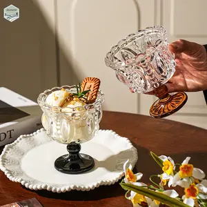 Retro-Style Embossed Stemmed Ice Cream Cup Ins-Style Glass Dessert Cup High-Value Ice Cream Yogurt Cup Pudding Mousse Cup