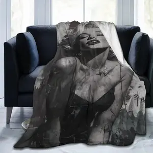 Marilyn Monroe Blanket Plush Flannel Warm Throw With High-Definition Classic Hollywood Portrait Design, Ideal Sofa Throw For Relaxing Evenings, Travel Blanket For Road Trips, And Cozy Bed Blanket Layering For Glamorous Home Decor