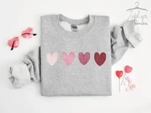 Valentine Heart Sweatshirt, Cute Valentine Sweatshirts, Valentine Sweatshirts, Vintage Valentine Shirt, Valentine Pullover, Retro Heart Crewneck, Women's Valentines Day Sweatshirts, Love Valentine Sweatshirt
