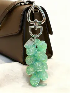 Grape Crystal Keychain, Acrylic Anti-Drop Keychain, Perfect Gift, Unique Design for Daily Use, Key Ring Accessory