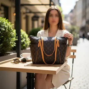 Pre-owned Louis Vuitton Canvas Shoulder Bags Monogram totally MM Tote