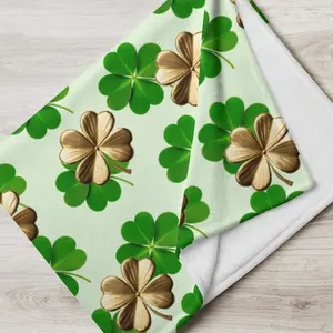 Green & Gold Clover Throw Blanket – Luxurious St. Patrick’s Day Decor – Lialta