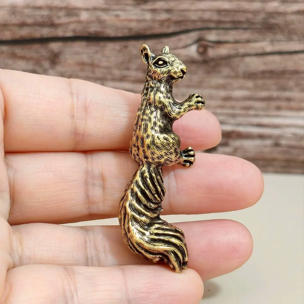 Vintage Squirrel Brass Figurine, Decorative Figurine, Traditional Tea Pet Ornament, Decorative Ornaments, Elegant Desktop Decor, Unique Gift for Friends, Stylish Bookshelf Accent, Metal Decor