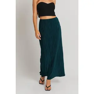 GREEN MAXI SKIRT WITH BACK SLIT