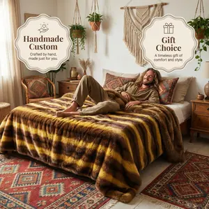 LoveGift Must-Have!Bargain Deals & Steals! soft faux fur quilt，Soft Faux Fur Blanket, Thick and Versatile for Sofa and Bed Use, Warm Blanket, Perfect Imitation Fox Fur Throw for Autumn and Winter