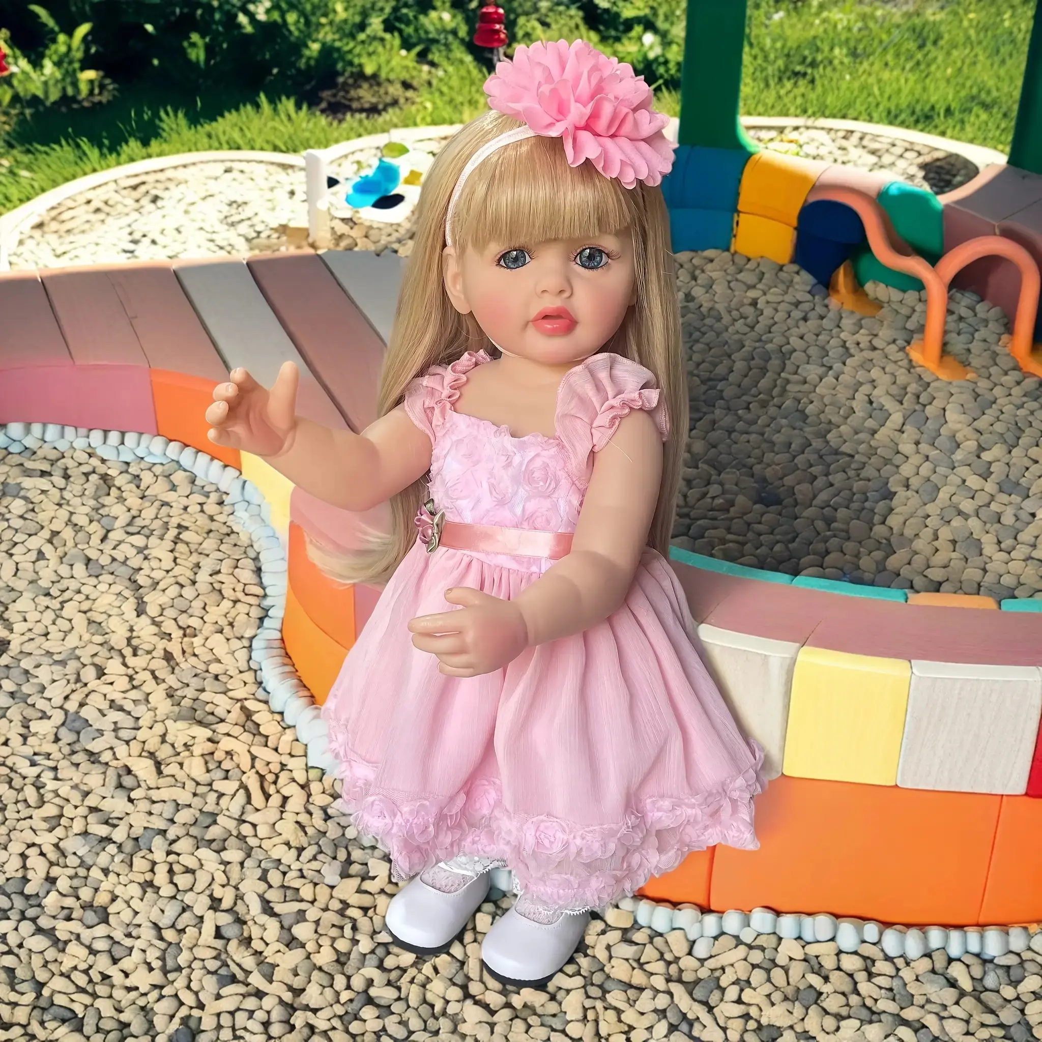 22-in Realistic Rebirth Doll (Rebornbabydoll), Lifelike Golden Long-Haired Full-Body Vinyl Toy with Ultra-Soft Skin, Washable Design, Auxiliary Stand, Ideal for Easter/Birthday Gifts for Ages 3+ Collectors