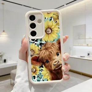 Cute Highland Cow Pattern TPU Phone Case Compatible with Galaxy S23 Ultra S24 Plus S25 S22+ Shockproof Non Slip Military-Grade Protection Silicone Cover Smartphone Casing