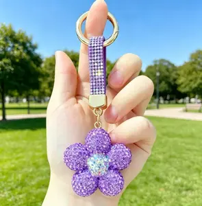 Shiny Crystal Floral Key Ring, Bling Rhinestone Flower Pendant, Trendy Accessory for Ladies