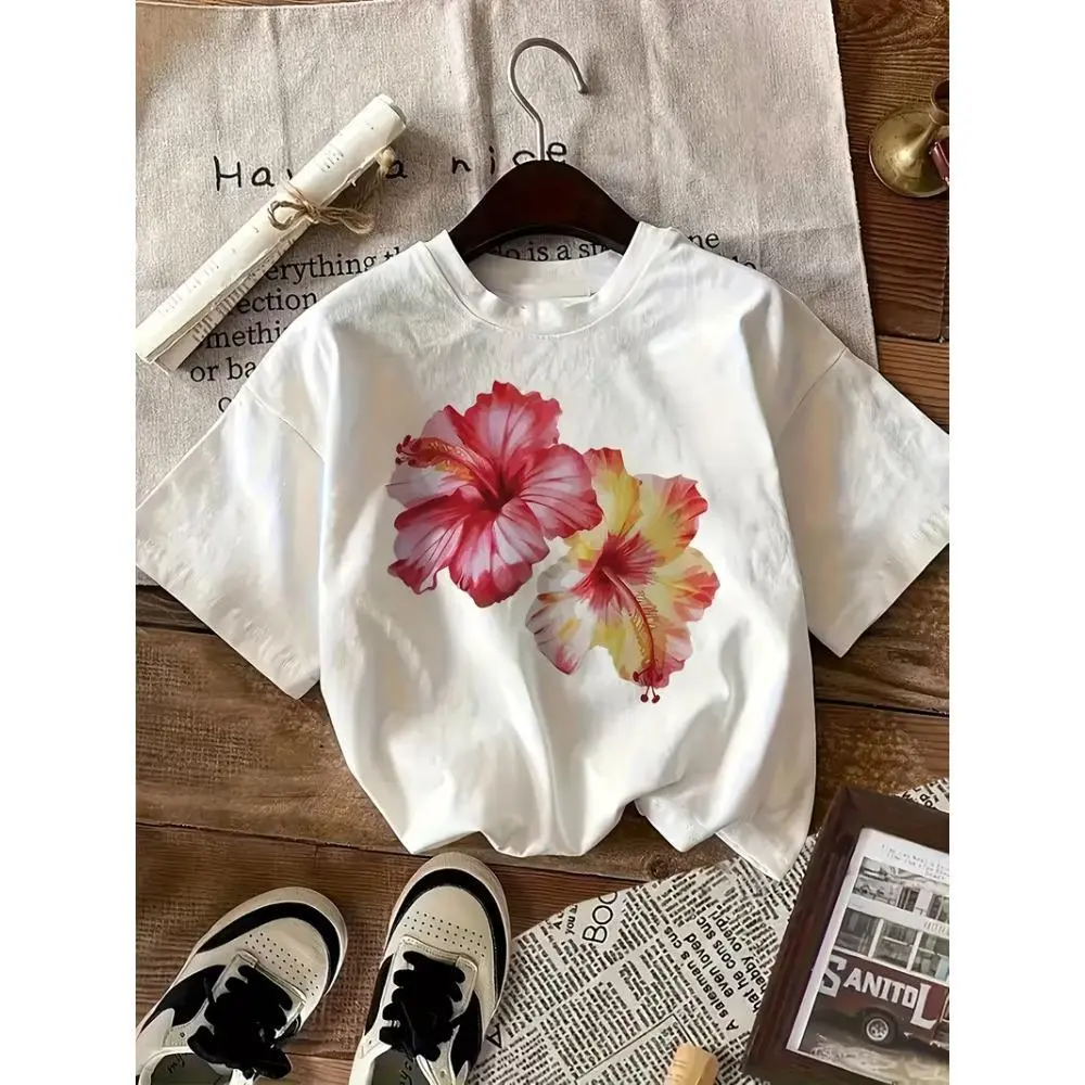 Women's Vintage Floral Print T-Shirt, Short Sleeve, Knit Fabric, Polyester, Round Neck, Regular Fit, Summer Fashion Top