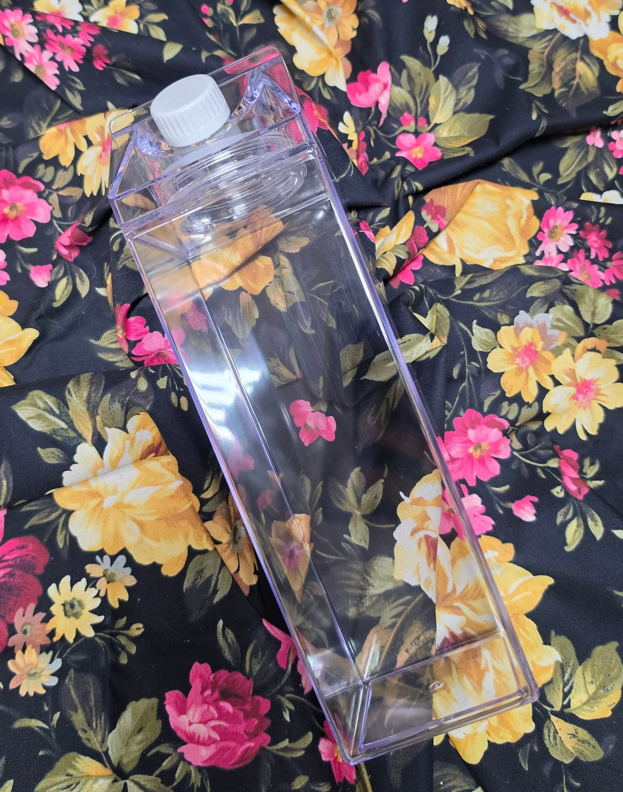 custom 32oz milk jug container