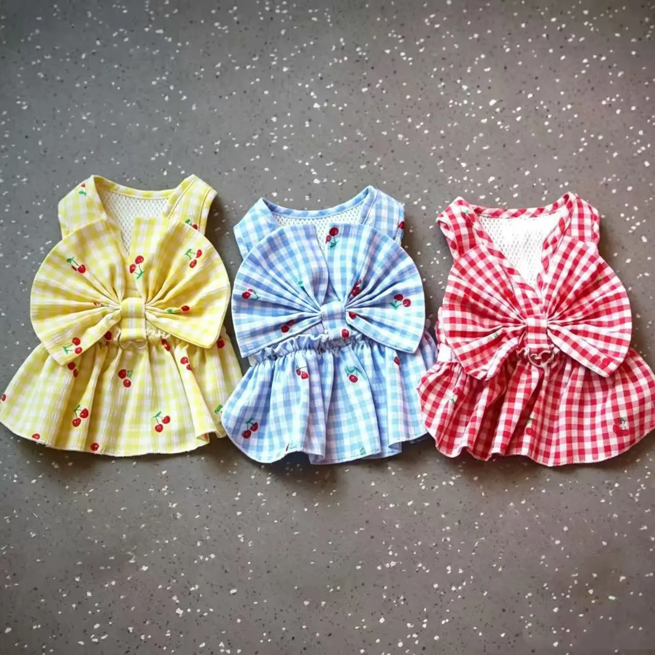 Summer Pet Dog Puppy Cat Kittens Clothes, Floral Cute Princess Dress, Thin Breathable Fabric, Comfortable Clothing for Dogs and Cats, Stylish Pet
