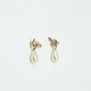 Pre-owned Dior Asymmetric Bee Star Pearl Drop Earrings W21714