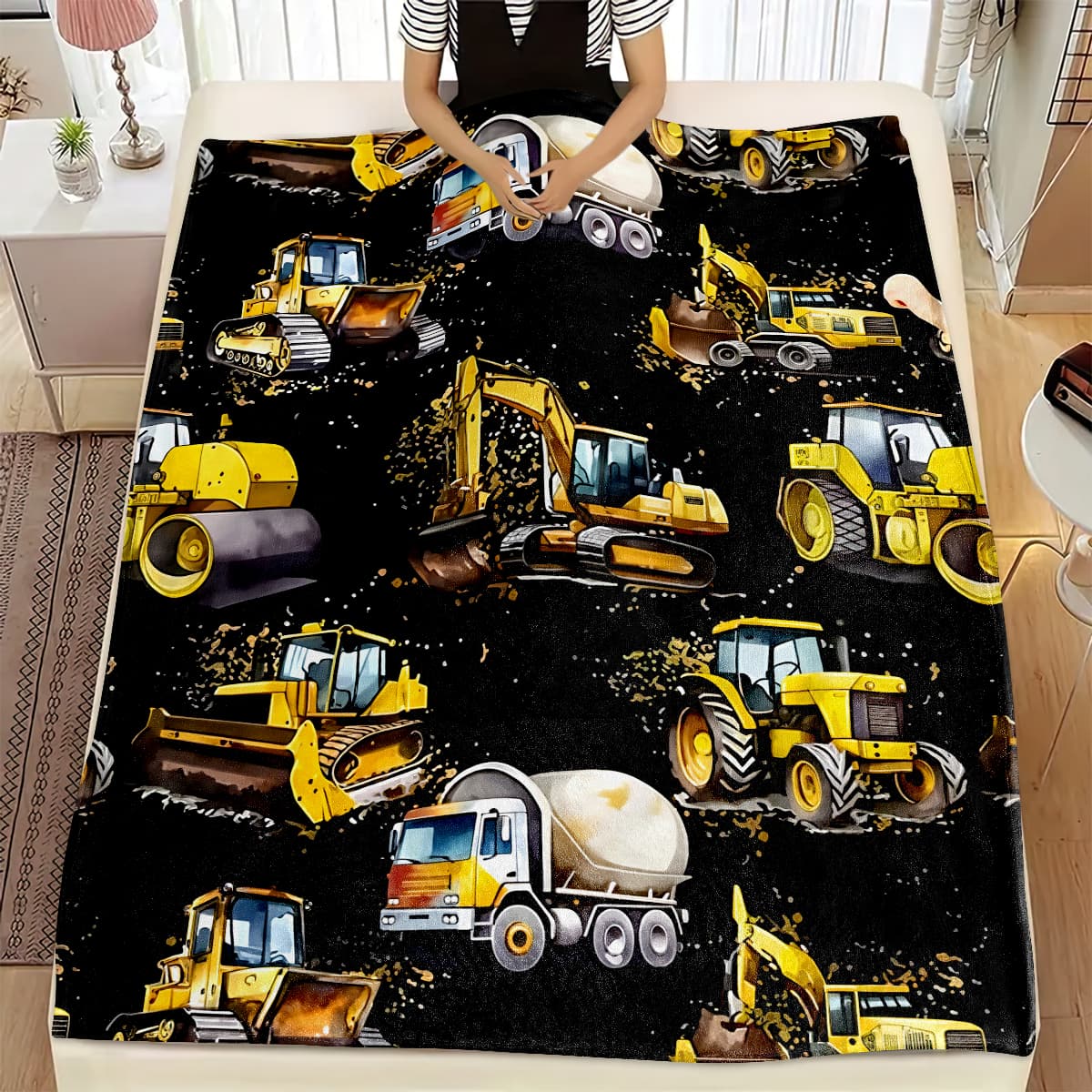 Engineering Car Series Flannel Throw Blanket, Excavator Tractor Pattern, Soft Warm Boy Room Sofa Leisure Blanket, Perfect Gift for Son Grandson