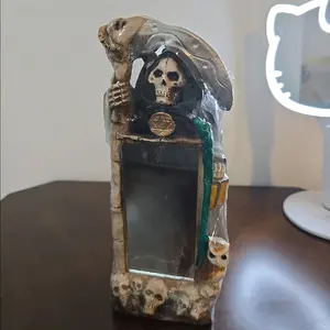Santa muerte Mirror
