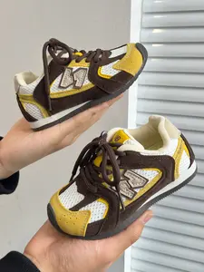 Retro and Sneakers, Breathable Textile and Suede Upper, Non-Slip Rubber Sole, Unisex Casual Shoes for All Seasons
