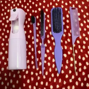 Hair Styling Tool Set with Spray Bottle, Leopard Bristle Brush, Rat Tail Parting Comb and Edge Brush, Cleaning Tool for Sectioning, Detangling and Daily Styling