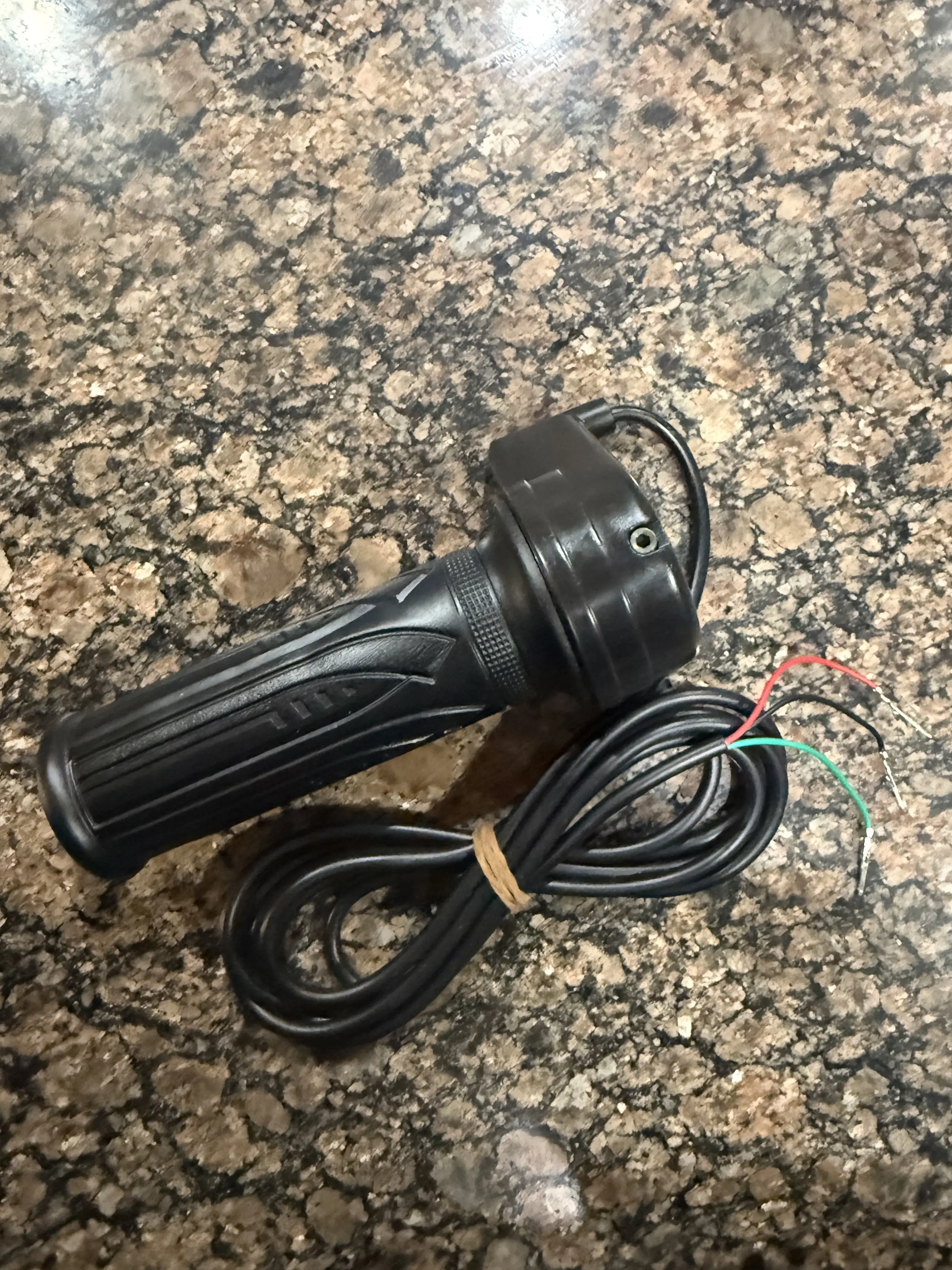 Full Twist Throttle Plug in Play for Razor Ridstar Maxfox and Super73 Electric Scooters