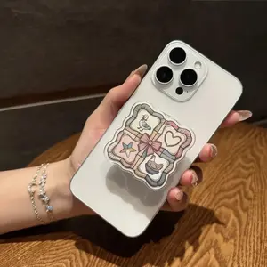 Patchwork Coquette Bow MagSafe Phone Grip – Vintage Farmhouse Magnetic Pop Socket Kickstand for iPhone, Cute Country Aesthetic Gift