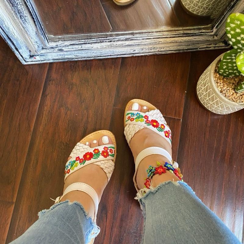 Handwoven Mexican Huarache Sandals Women's Wide Fit Floral Embroidery Natural Leather Open Toe Shoes Made in Michoacan