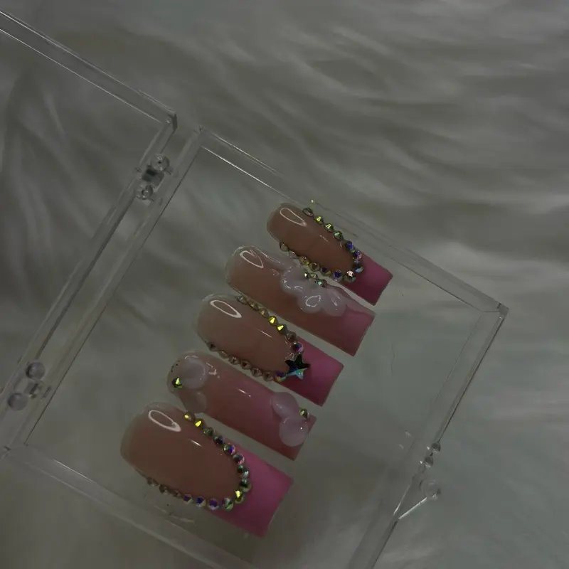 Press On Nails - Long lasting Fake Nails for Perfect Manicure
