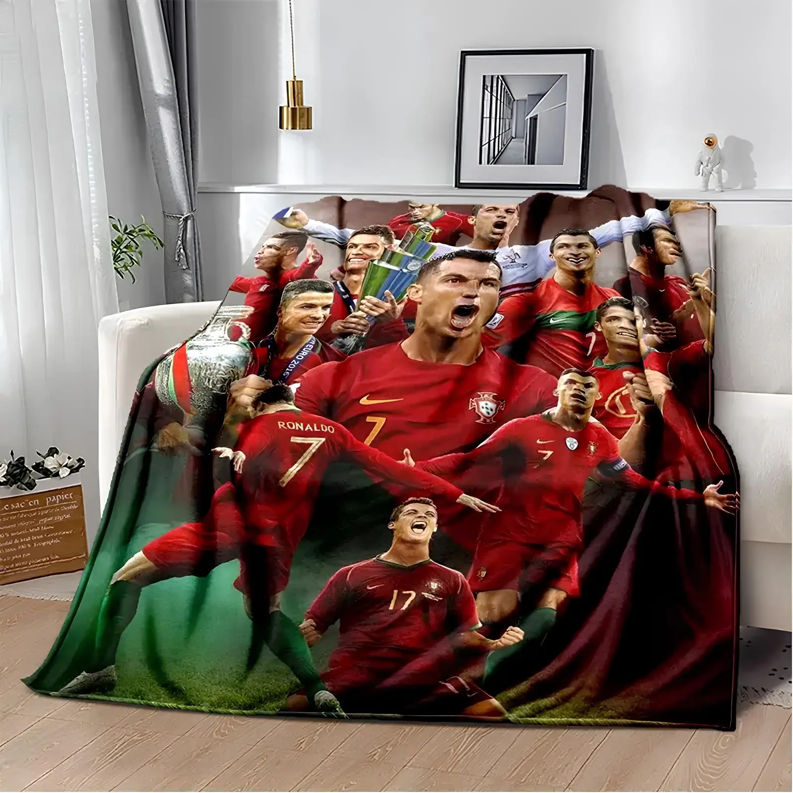 Cristiano Ronaldo Blanket CR7 Soft Flannel Blanket Football Fans Gifts Suitable For Sofa Beds Living Rooms Suitable For Children And Adults Birthday Gifts Holiday Party Home Decoration Halloween Blanket Christmas Blanket