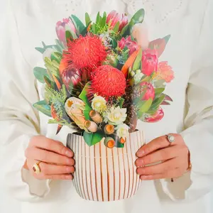 Yarra Dreaming Pop-Up Bouquet