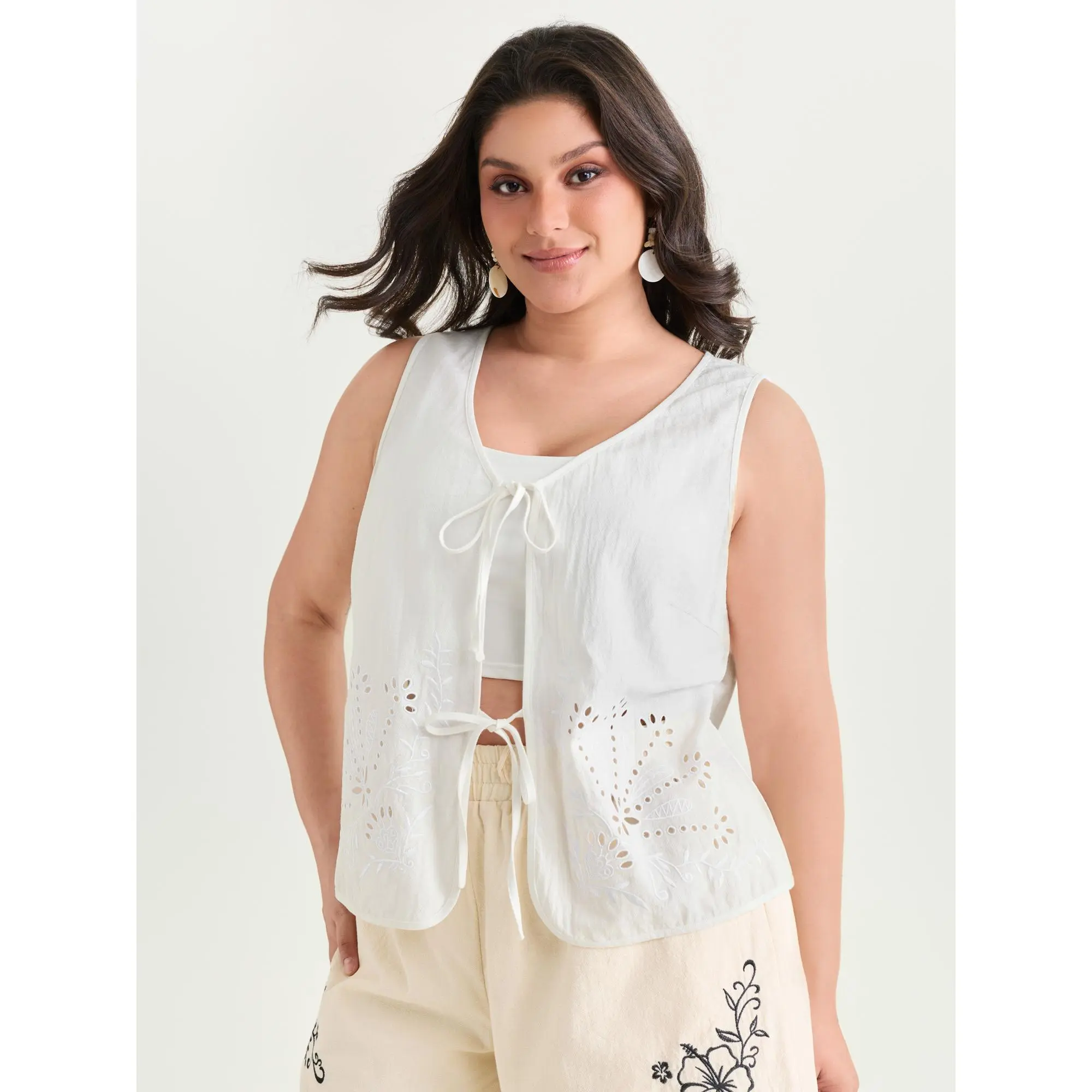 BloomChic Cotton Eyelet Embroidered Breathable Tank Top 【M-6XL】