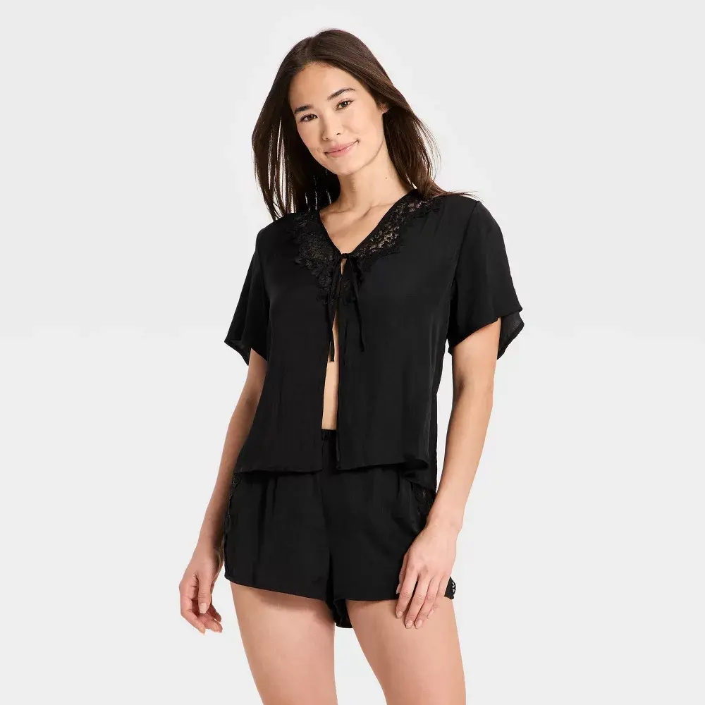 Women's Lace Trim Satin Fly Away Top and Shorts Pajama Set - Auden Black XL