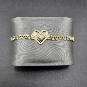 14k Gold Heart Bracelet, 4mm, Size 7, Everyday Wear Gold Jewelry Accessory