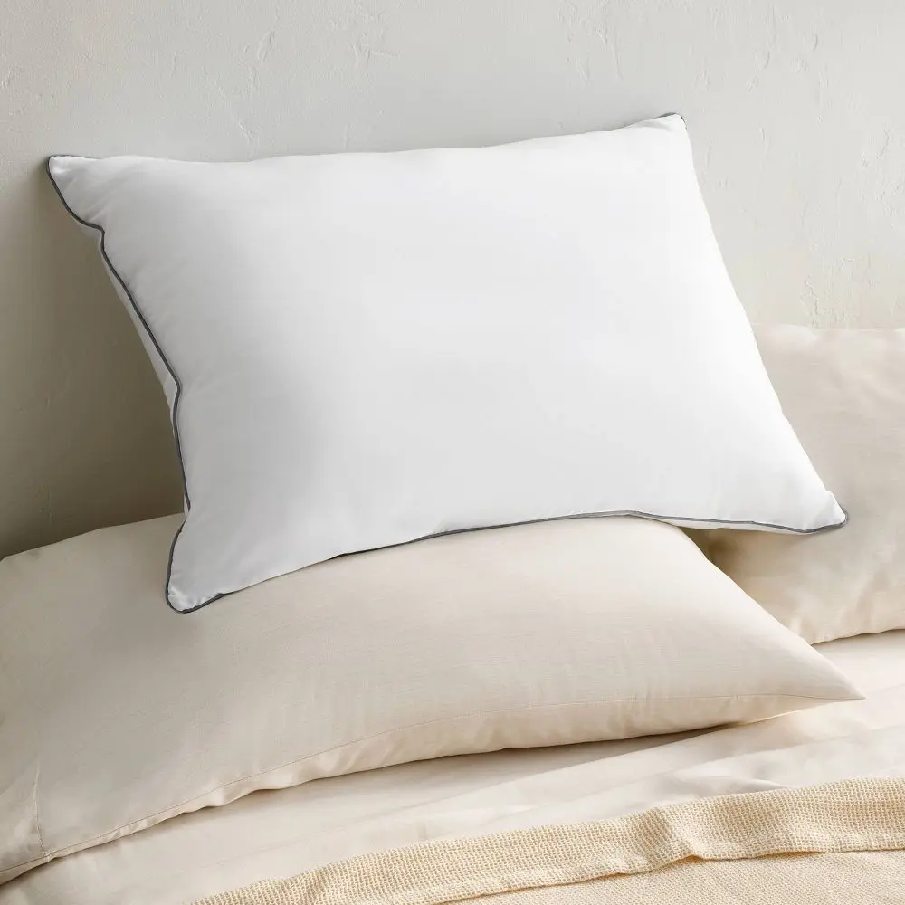 Firm Premium Cooling Pillow - Casaluna