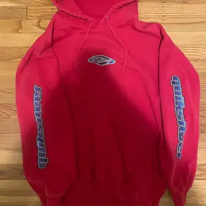 Quiksilver Red Vintage Hoodie, Grail Quiksilver Hoodie, Unisex Hoodie, Casual Style, All-Season Wear Comfort