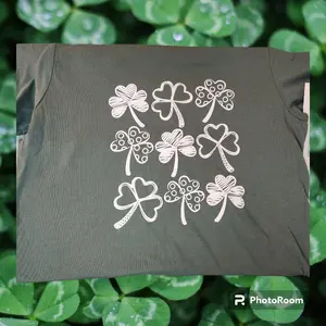 Pine green shamrock shirt Tops