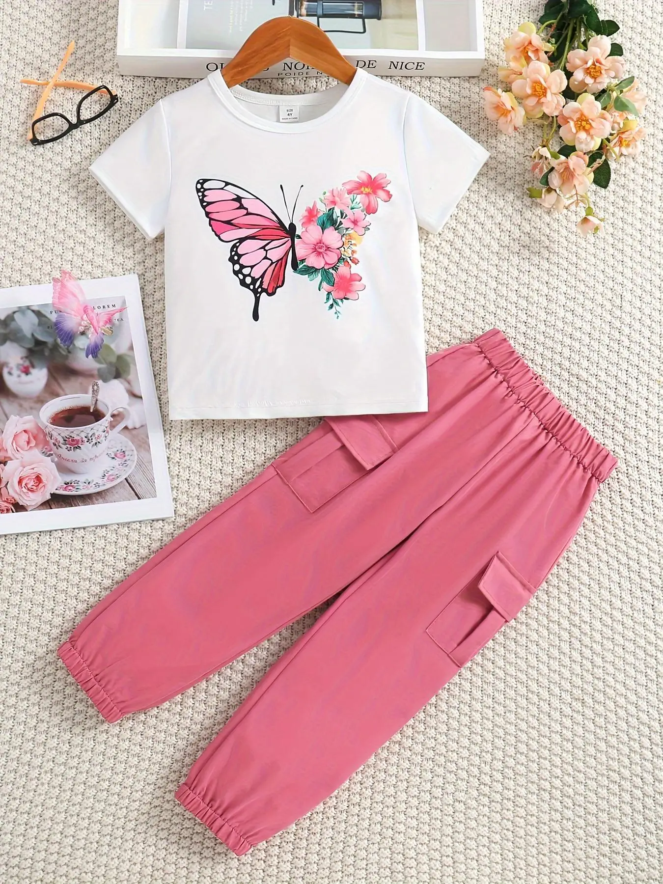 Two-Piece Set Toddler Girl's Butterfly Floral Short Sleeve Tee & Elastic Waist Cargo Pants Set, Round Neck T-shirt & Pocket Trousers, Casual Summer Cl