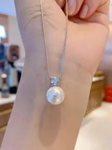 Fashion Faux Pearl Decorated Pendant Necklace for Women for Gift, Clavicle Matching Necklace, Stainless Steel Jewelry for Daily Wear, Dangling Pearl Necklace