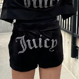 Juicy Couture - Big Bling Luxe Velour Track Shorts : Liquorice