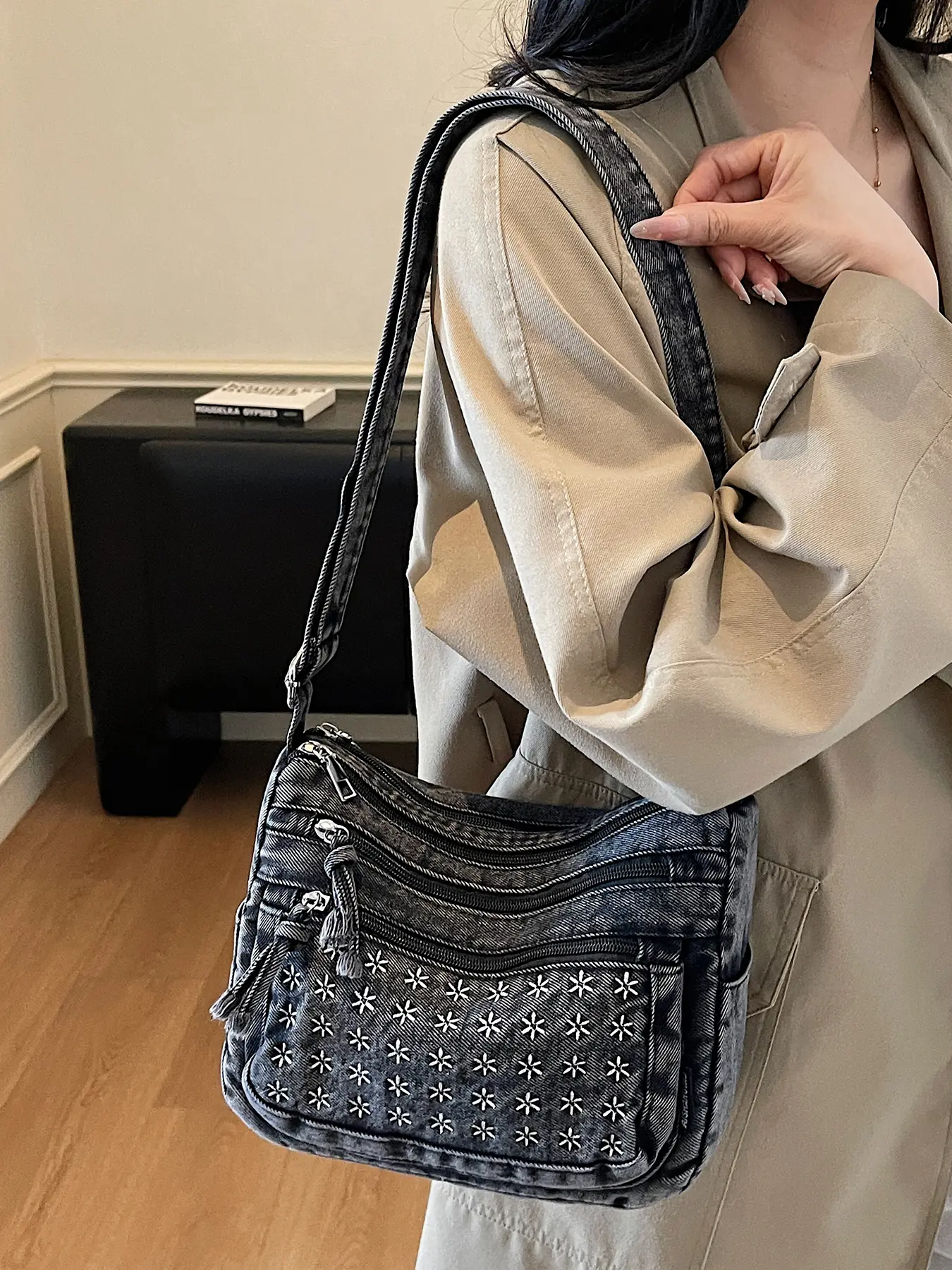 1pc  Ladies' crossbody bag, solid color shoulder bag, fashionable, versatile, casual and simple, suitable for college students' campus work, commuting, shopping, dining, ladies' crossbody bag, Crossbody Tote Bag