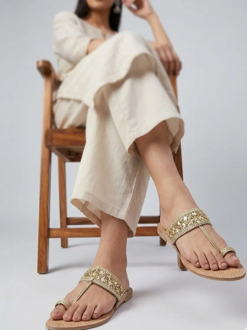 Women's Classic Traditional Leather Kulapuri Sandal - Decor-Enhanced Casual Footwear for Daily Wear