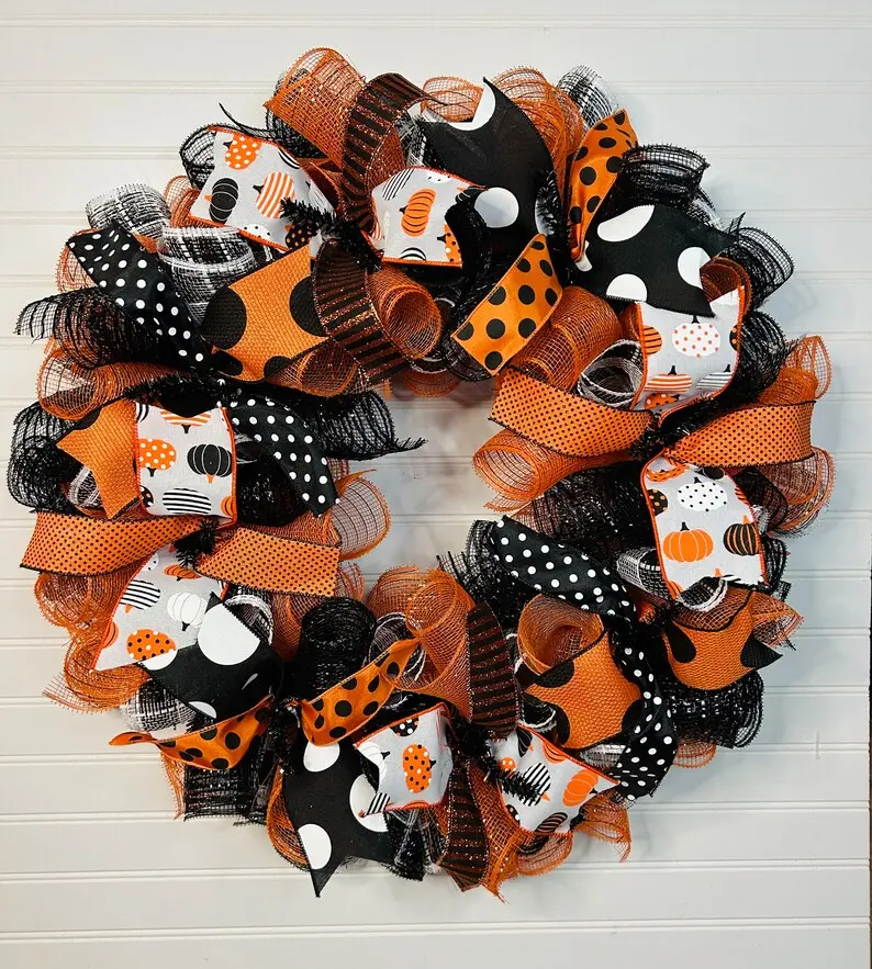 Halloween Orange and Black Deco Mesh Wreath/Halloween Wreath/Orange and Black Wreath/Fall Wreath/Autumn Wreath