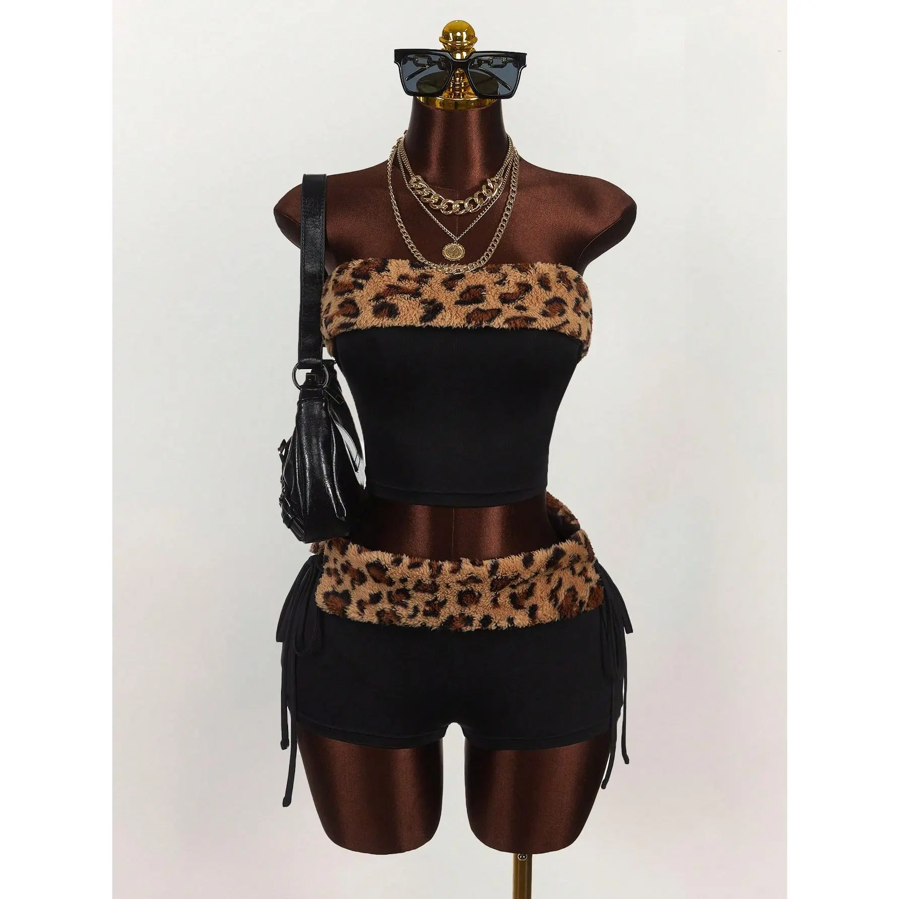 Women's 2-Piece Sleeveless Tube Top & Mini Shorts Set - Smooth Fabric Beach Clothes, Minimalist Fashionable Summer Outfit, 2 Piece Set, Casual Fashion Set