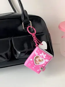 Photo Keychain Album for Girls, Heart-Shaped Clear Window, Fashionable Bag Accessory, Photo Storage Book, ID Card Holder