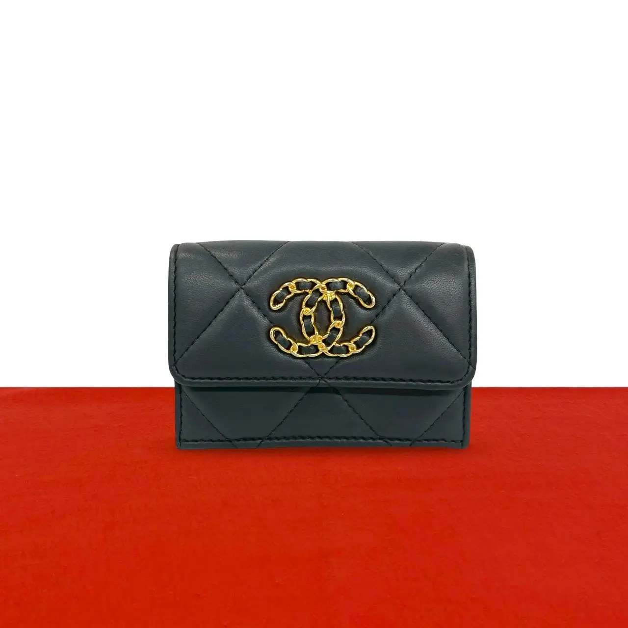 Pre-owned CHANEL Lambskin Small Leather Goods 19 Mini Trifold Wallet