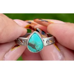 Sterling Silver Turquoise Teardrop Ring - Size 8.25 - Southwestern Boho Jewelry